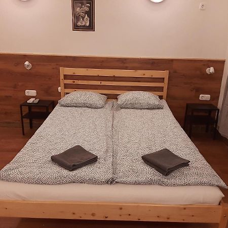 Apartman Vorosmarty Apartament Budapeszt Zewnętrze zdjęcie