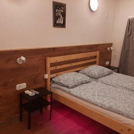 Apartman Vorosmarty Apartament Budapeszt Zewnętrze zdjęcie