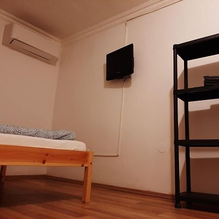 Apartman Vorosmarty Apartament Budapeszt Zewnętrze zdjęcie