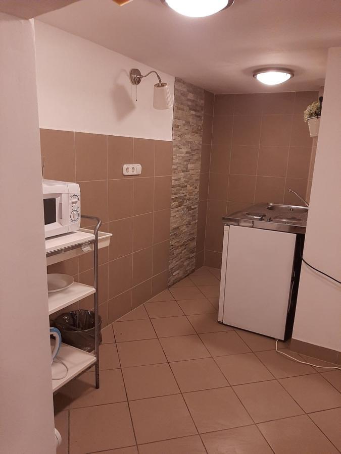 Apartman Vorosmarty Apartament Budapeszt Zewnętrze zdjęcie