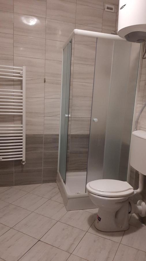 Apartman Vorosmarty Apartament Budapeszt Zewnętrze zdjęcie
