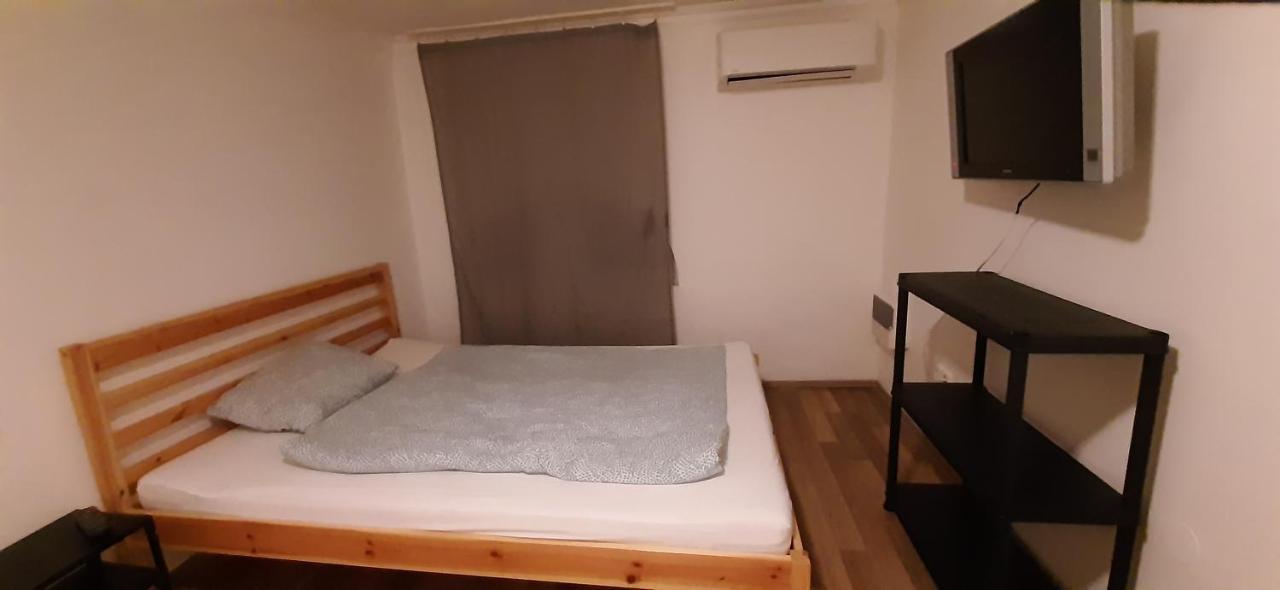 Apartman Vorosmarty Apartament Budapeszt Zewnętrze zdjęcie