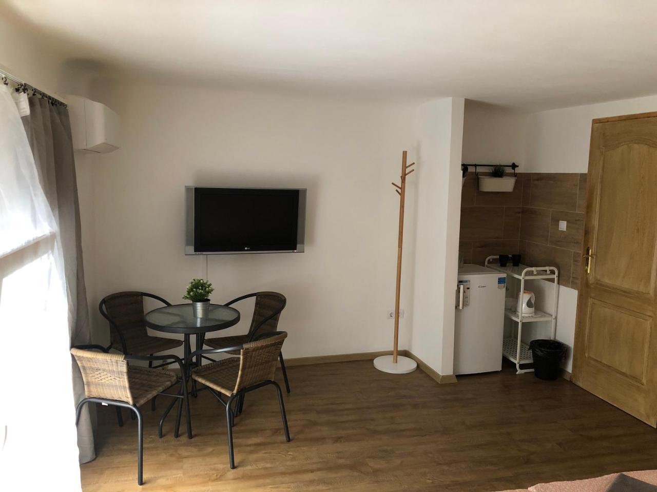 Apartman Vorosmarty Apartament Budapeszt Zewnętrze zdjęcie