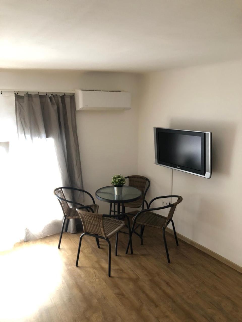 Apartman Vorosmarty Apartament Budapeszt Zewnętrze zdjęcie